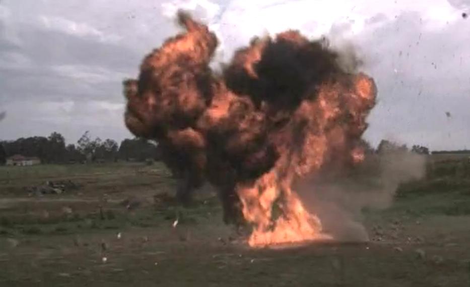 寫實的地面上爆炸特效視頻 寫實的地面上爆炸特效視頻